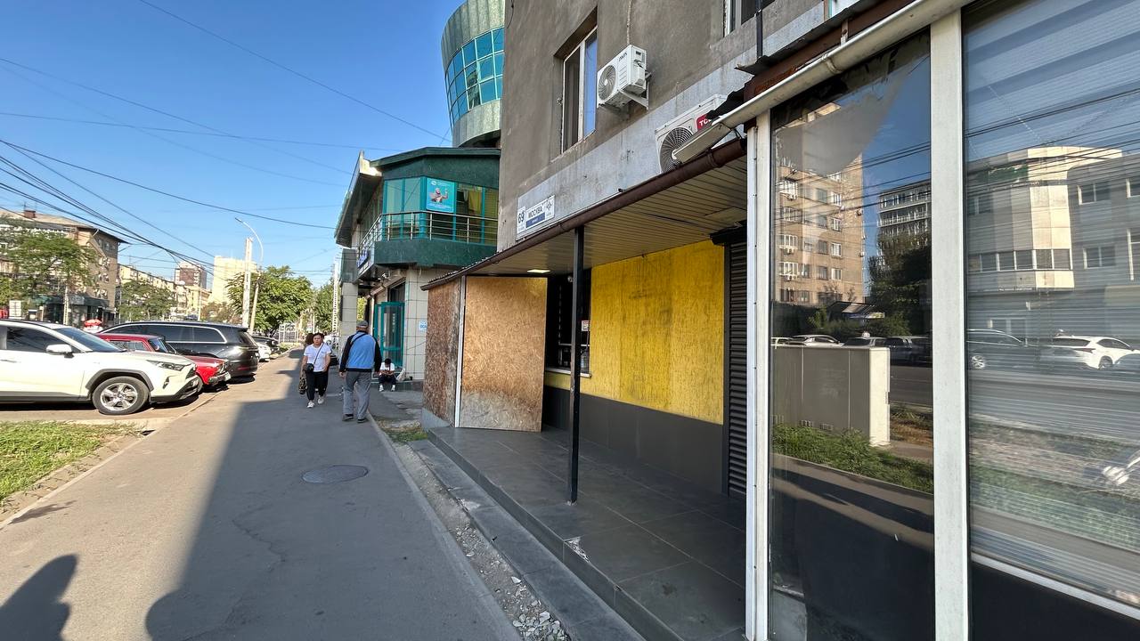 Мэр Бишкека считает это украшением Моссовета?