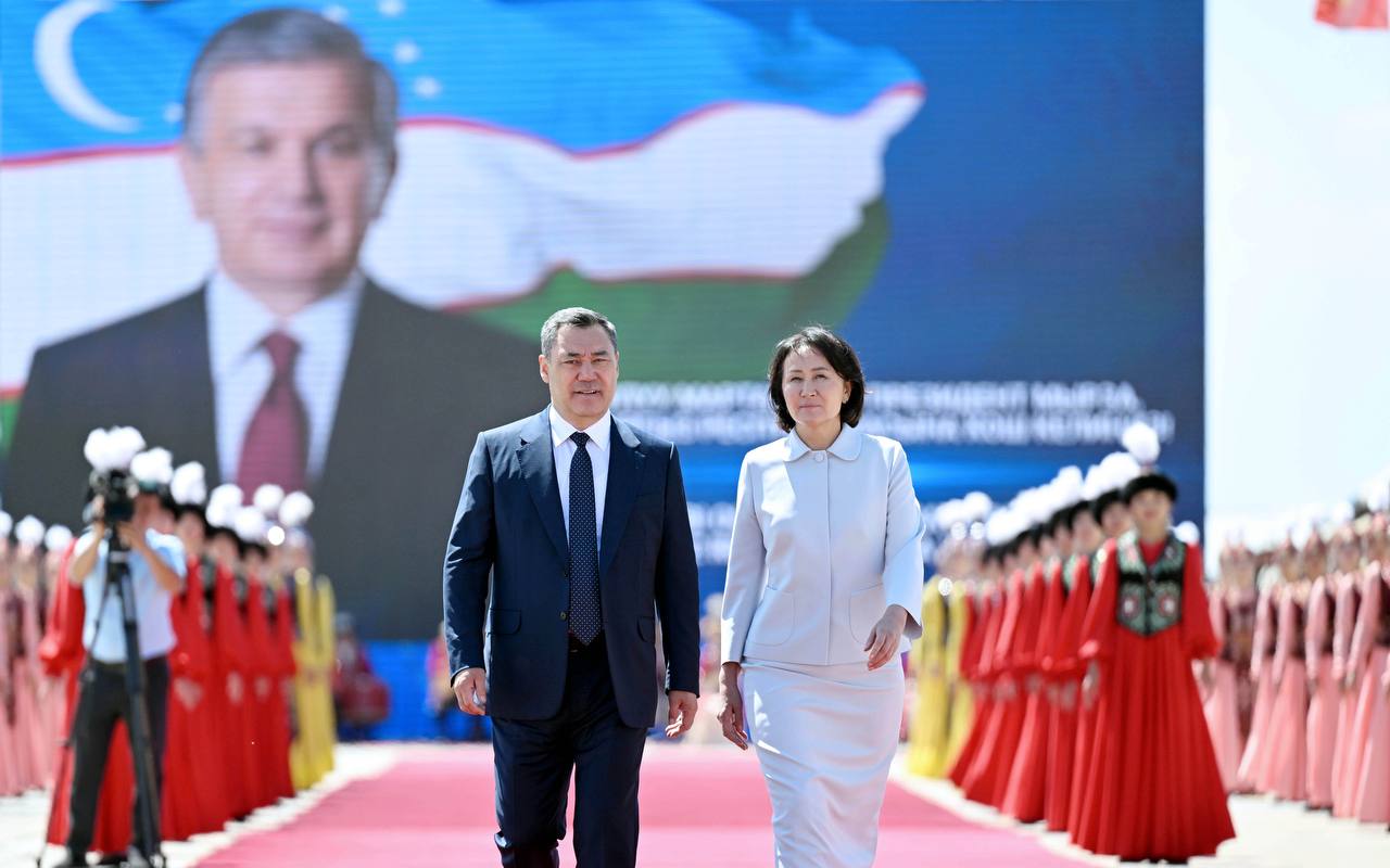 Садыр Жапаров и Айгуль Жапарова