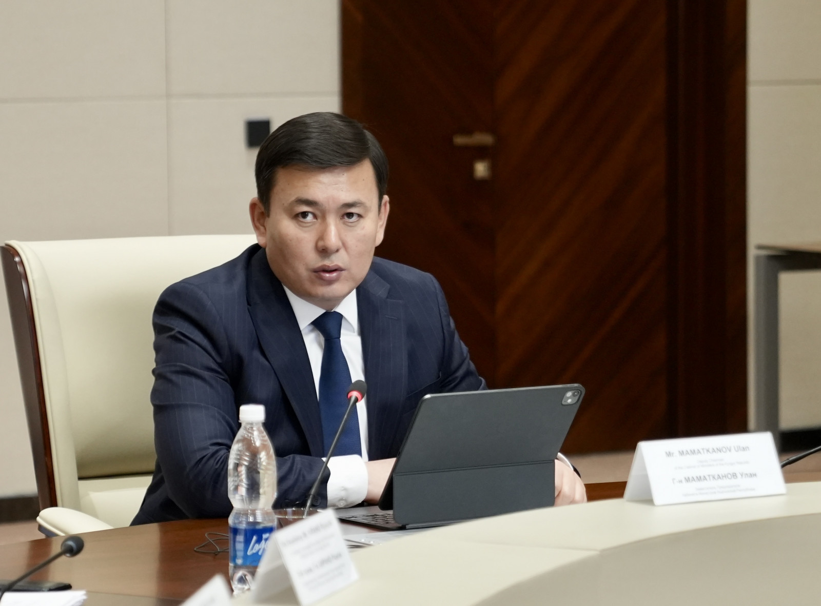Встреча Улана Маматканова со стипендиатами программы JDS