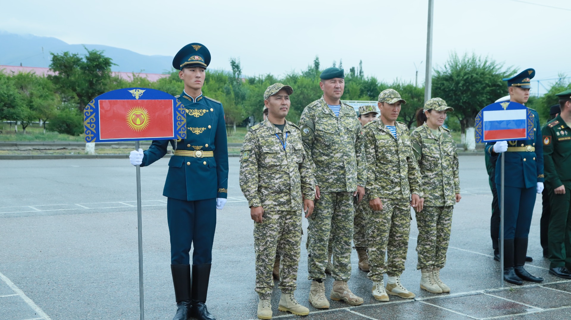 В Кыргызстане проходит чемпионат по стрельбе среди военнослужащих стран СНГ