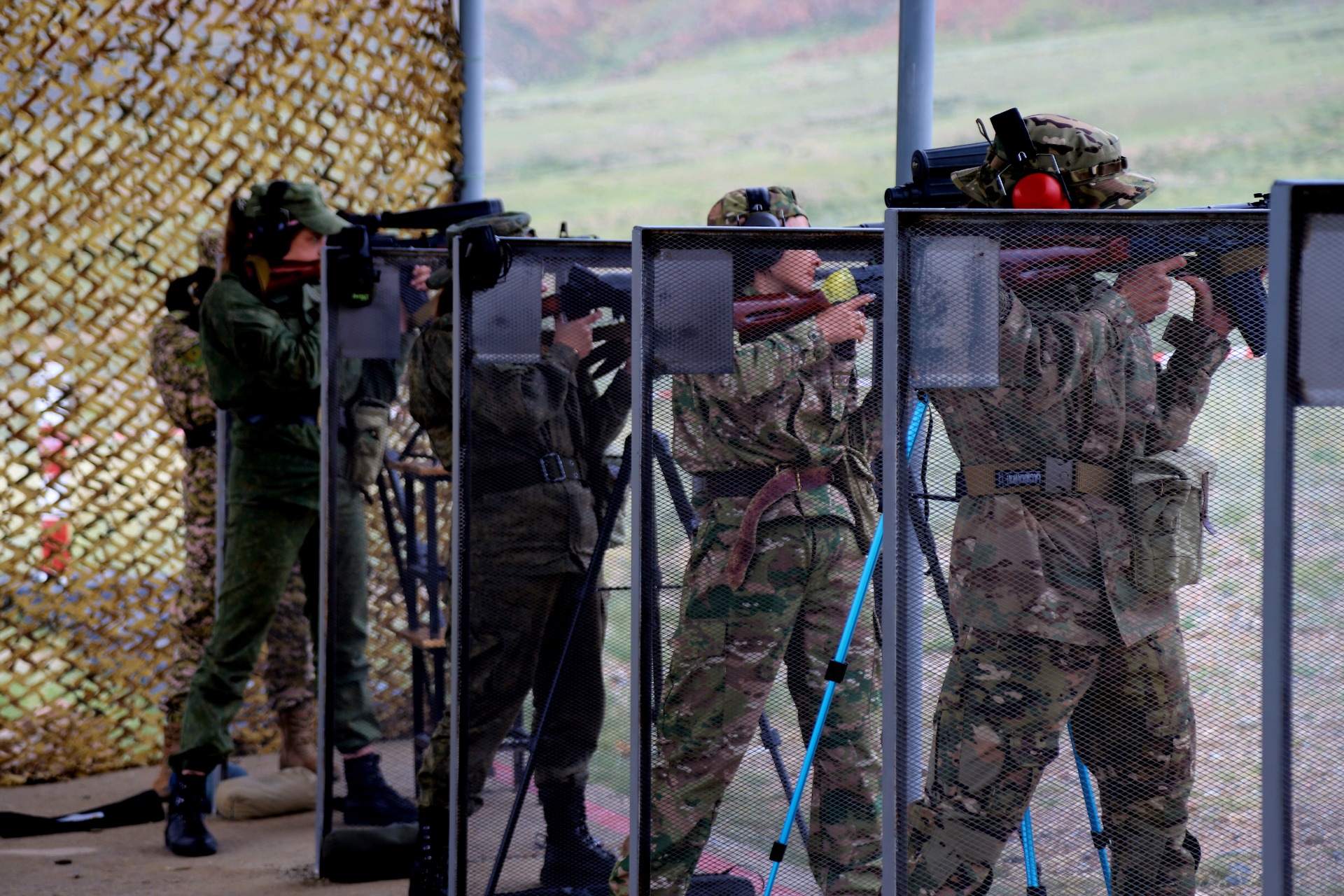 В Кыргызстане проходит чемпионат по стрельбе среди военнослужащих стран СНГ