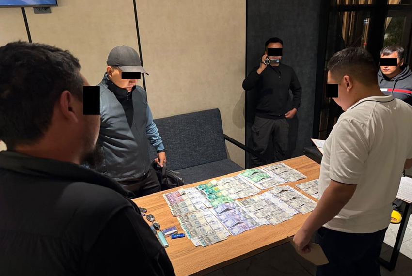 На Иссык-Куле четверо мужчин вымогали деньги у бизнесмена