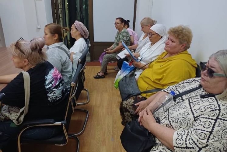 Владельцы павильонов в 12-м микрорайоне Бишкека подали иски в районный суд и обращения в прокуратуру, оспаривая решение мэрии о демонтаже торговых точек