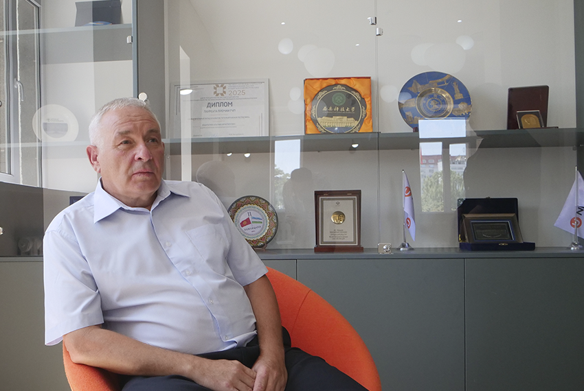 Сергей Семенов, доктор экономических наук, исполняющий обязанности профессора