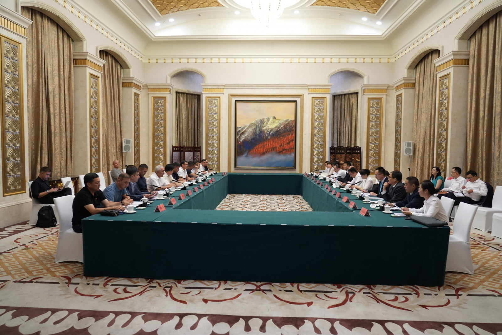 Делегация Кыргызстана посетила китайскую корпорацию Sinopec