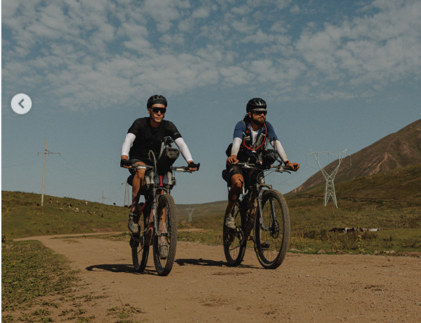 Кыргызстанцы стали победителями Silk Road Mountain Race 2026