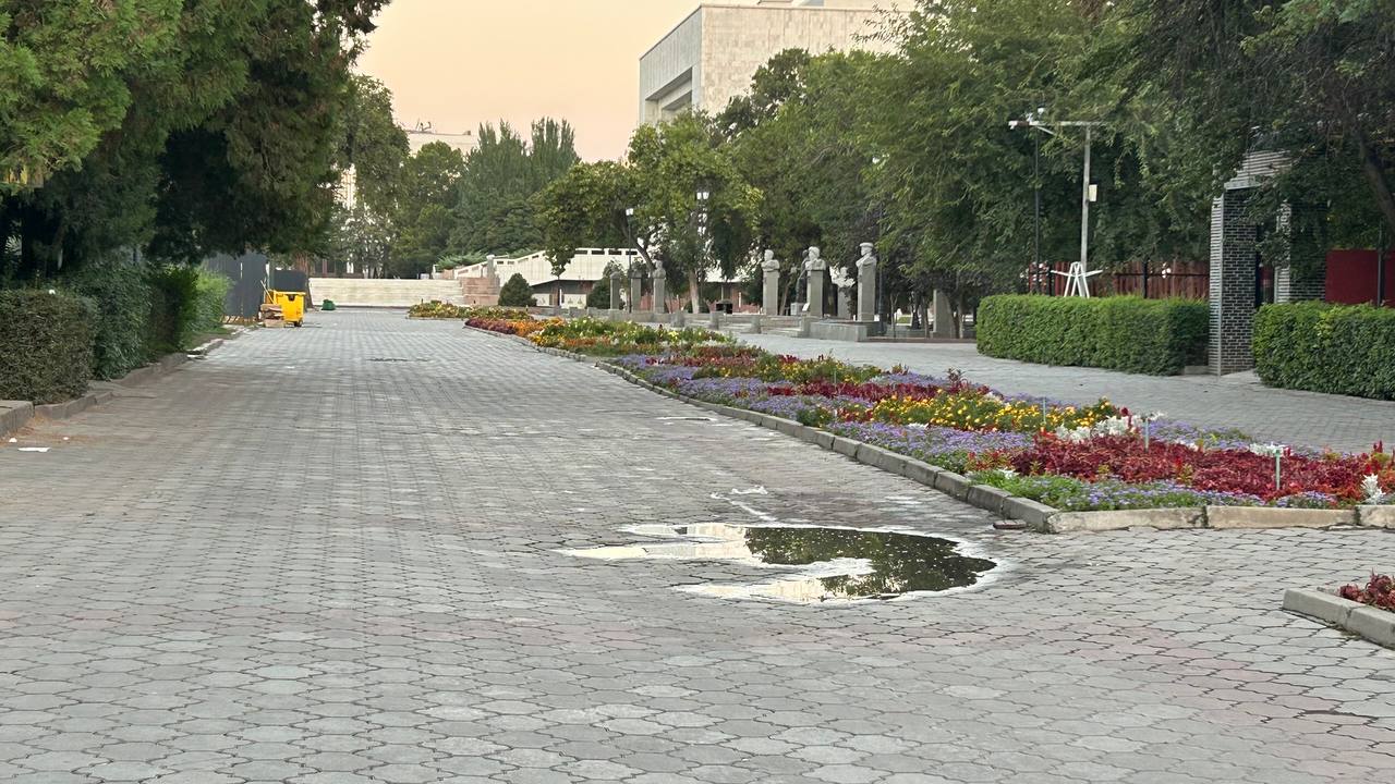Мэрия Бишкека накануне саммита ШОС расчистила центр города от комков