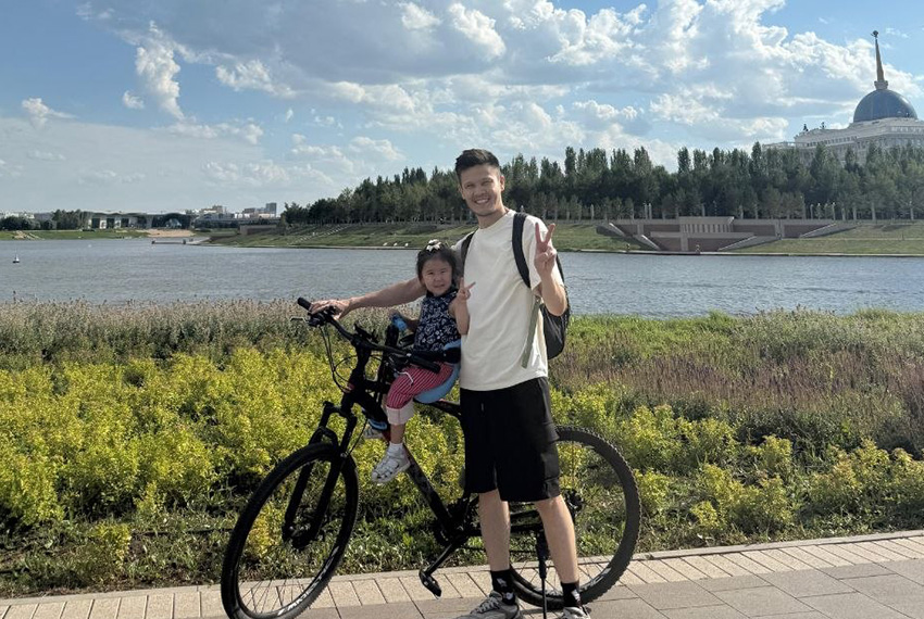 Жанат Анашбаев с дочерью