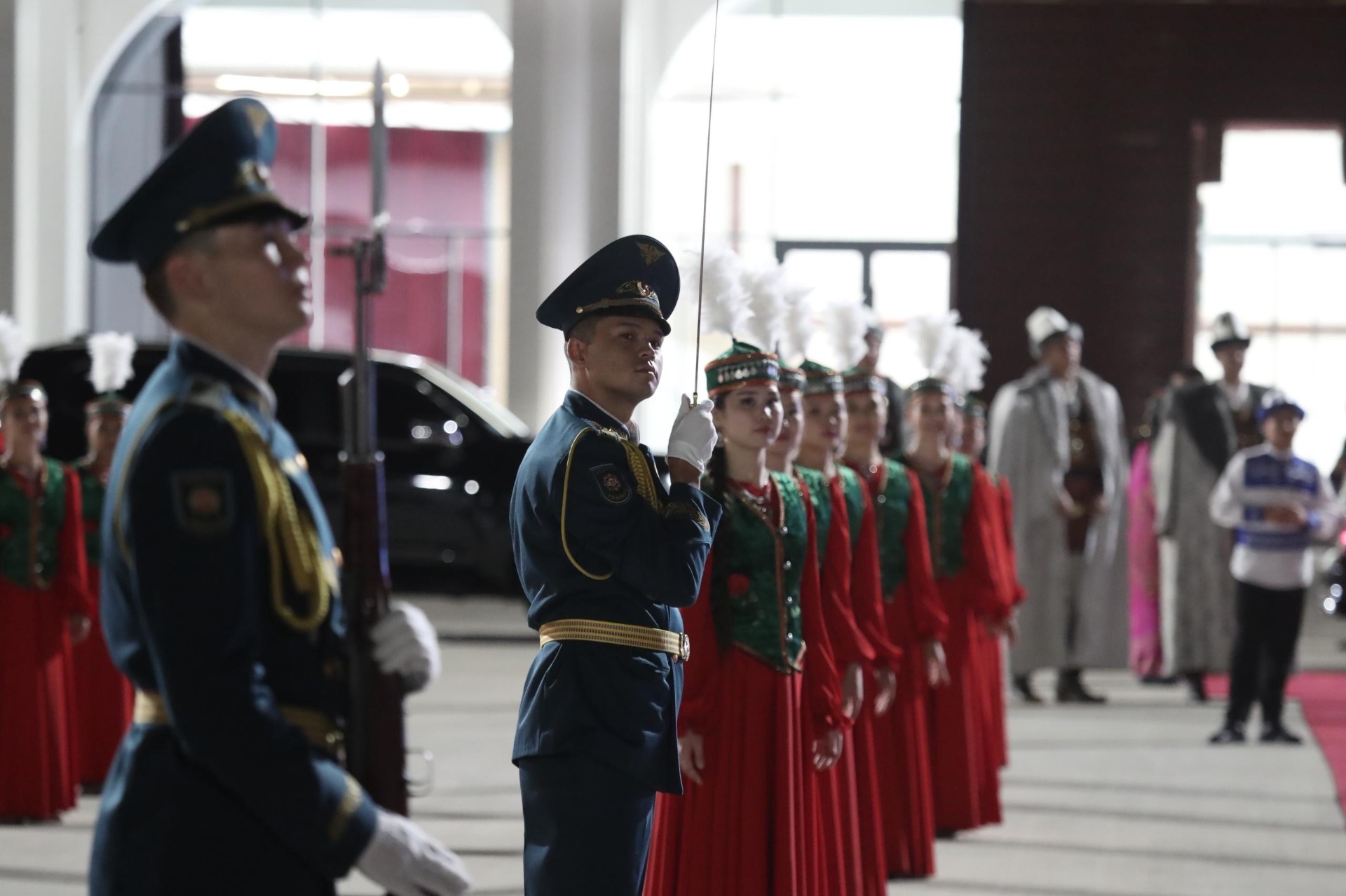 Нарендра Моди прибыл в Кыргызстан на саммит ШОС