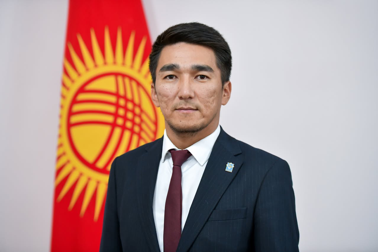 Азамат Осмоналиев