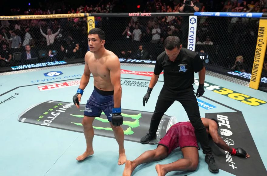 Кыргызстанец Акбар Абдуллаев на шоу Dana White’s Contender Series одержал победу нокаутом за считанные секунды