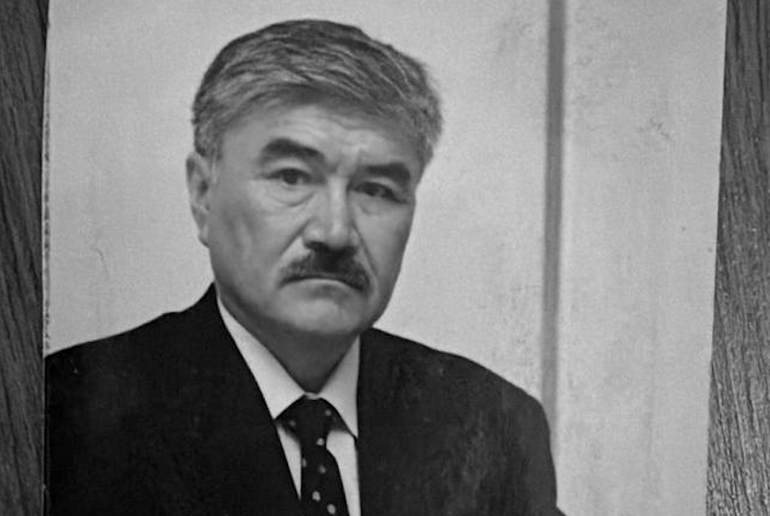 Бахыт Хамзаев