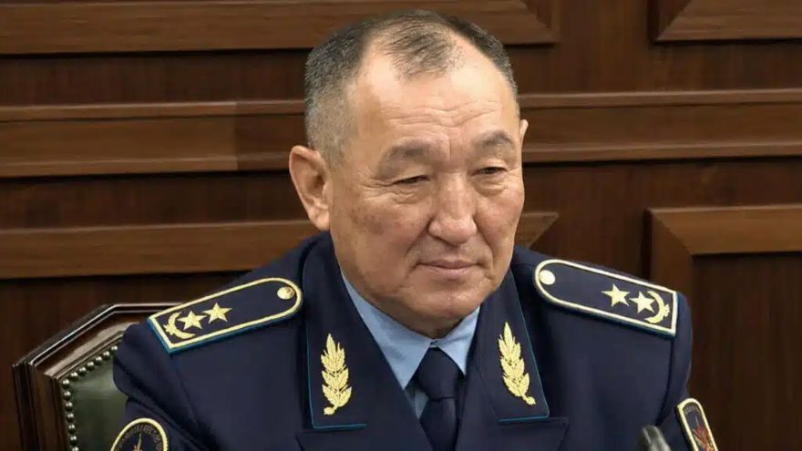 Министр обороны Казахстана Даурен Косанов отправлен в отставку после гибели 14 военнослужащих
