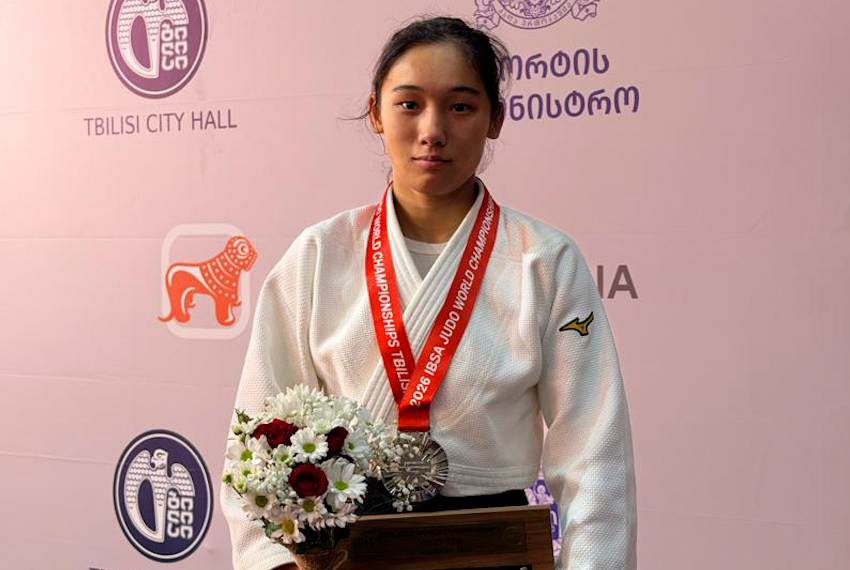 Кыргызстанка Айбийке Уланбек кызы