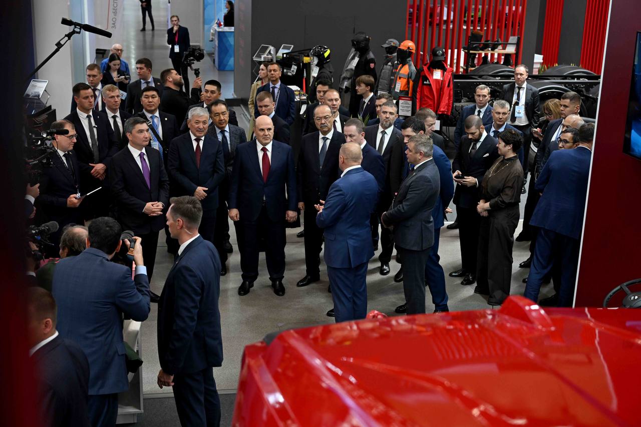 Глава кабмина посетил международную выставку «Иннопром. Беларусь 2026» в Минске