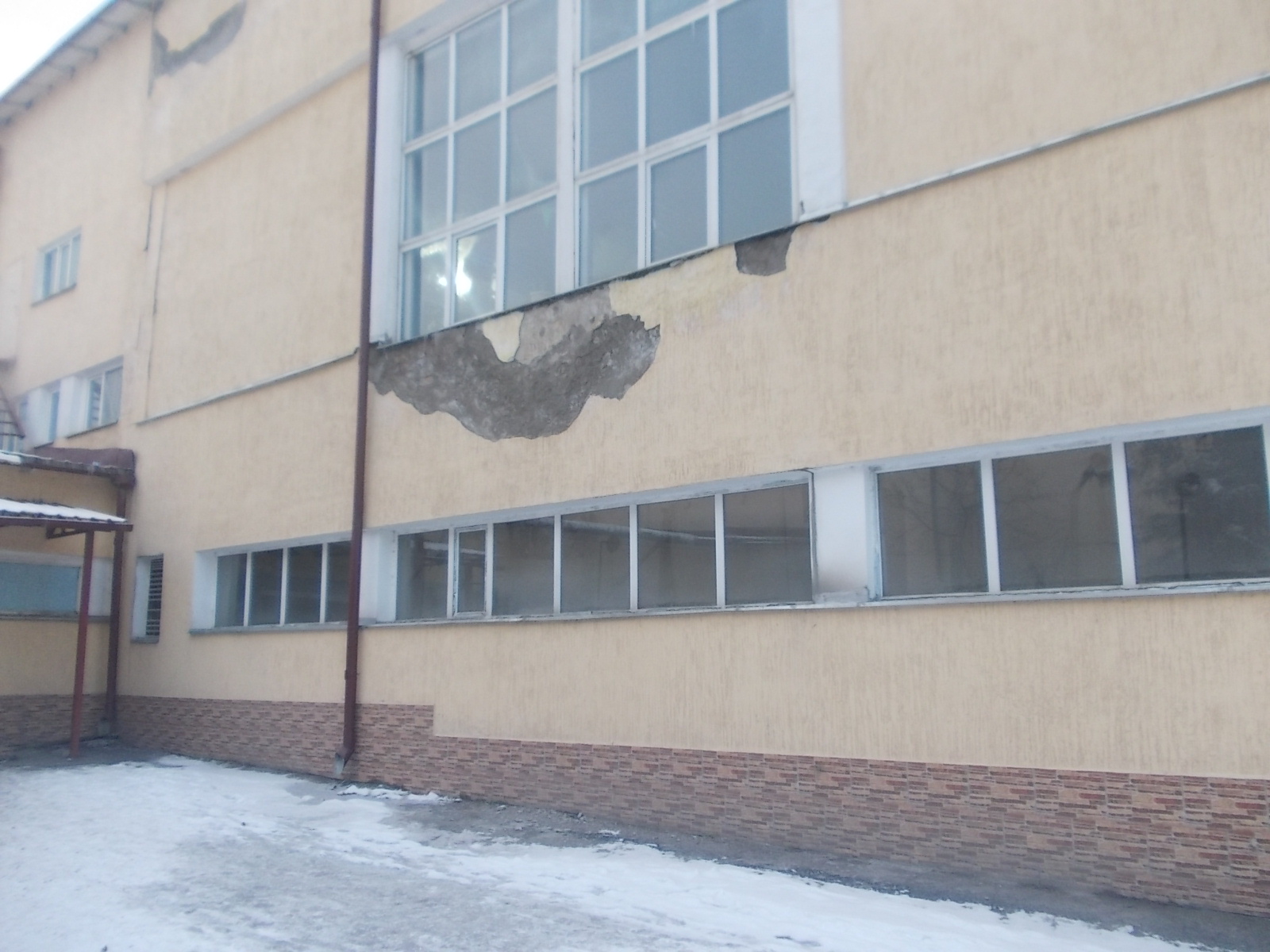 Один из корпусов РУОР снаружи. 2018 год