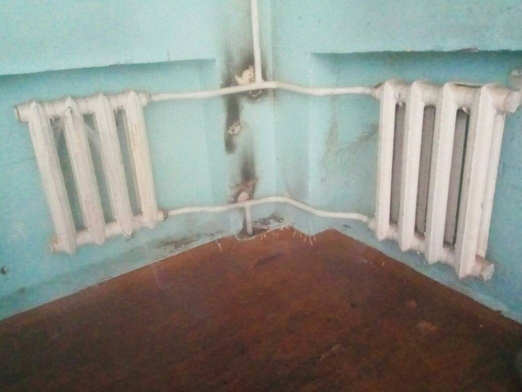 Прорыв батареи в здании училища, 2018 год