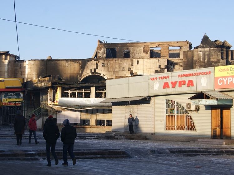 Последствия первого пожара на Ошском рынке