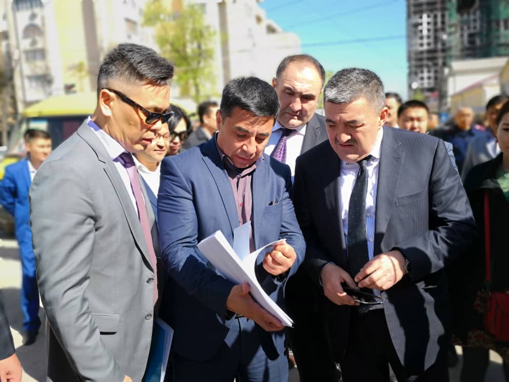 Мэр Бишкека решил проверить качество ремонта столичных дорог