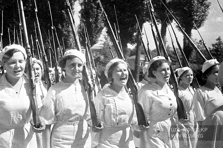 Военизированная колонна Кирпединститута, 1940 год
