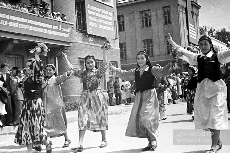 Трудящиеся Киргизии, 1940 год
