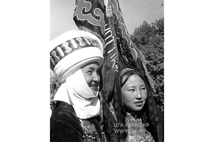 Артисты Киргосфилармонии, 1940 год