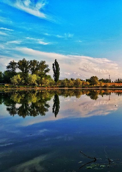 Орынбека Асилбаева. Пруд в районе Токмака