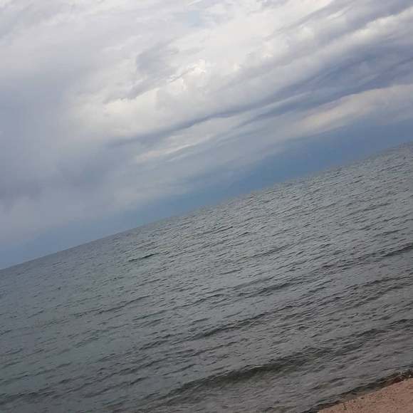Жутакей кызы Самары. Село Корумду. Северный берег Иссык-Куля