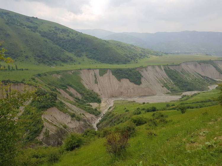 Бексултана. Село Кызыл-Суу, Сузакский район