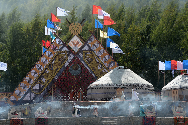 Открытие этногородка в урочище Кырчын