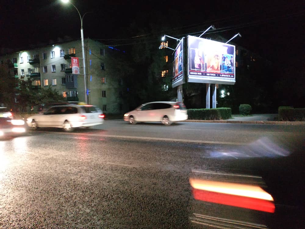 Отсутствие разметки на проспекте Айтматова